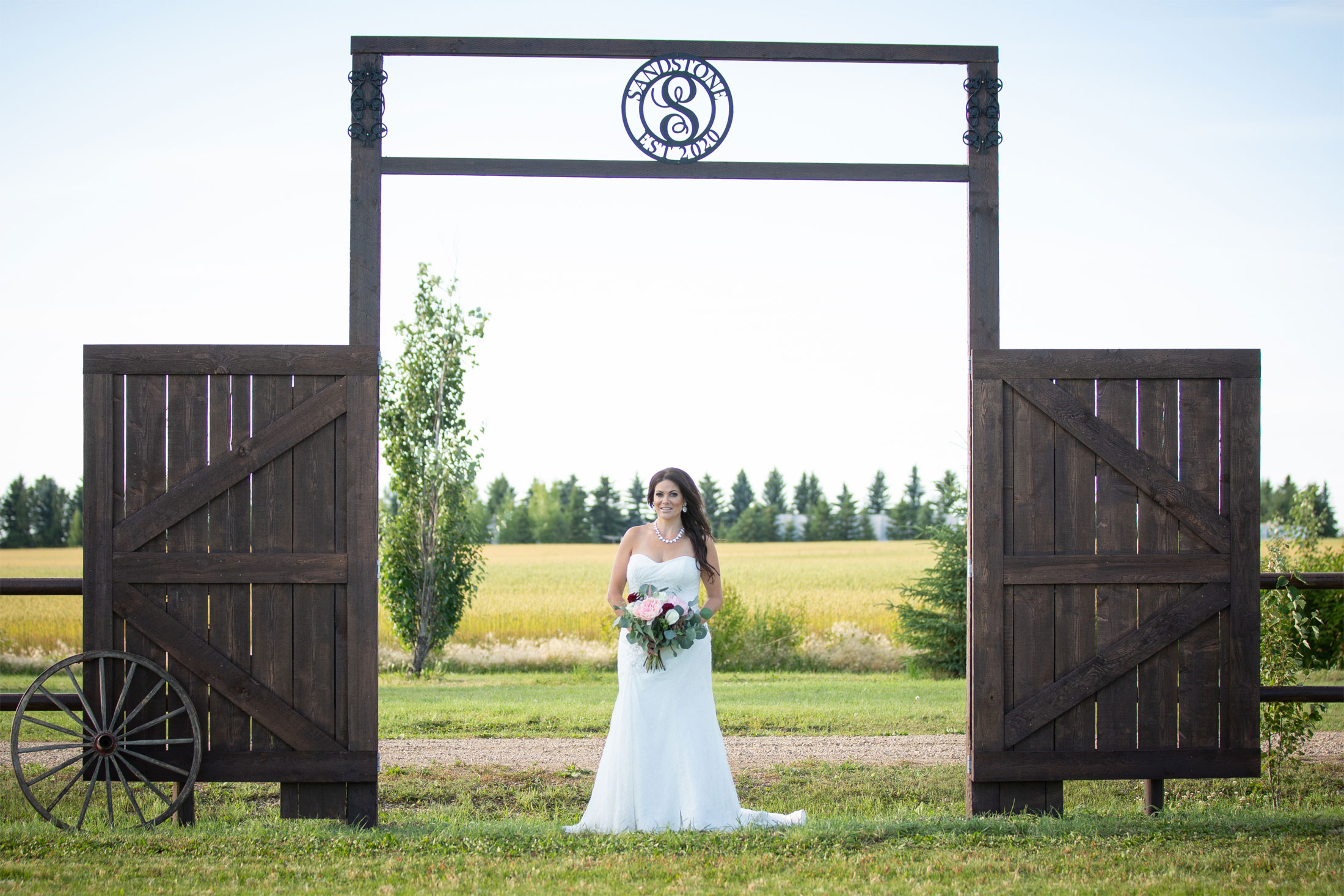 Sandstone Wedding Ceremony & Photography Venue in Edmonton