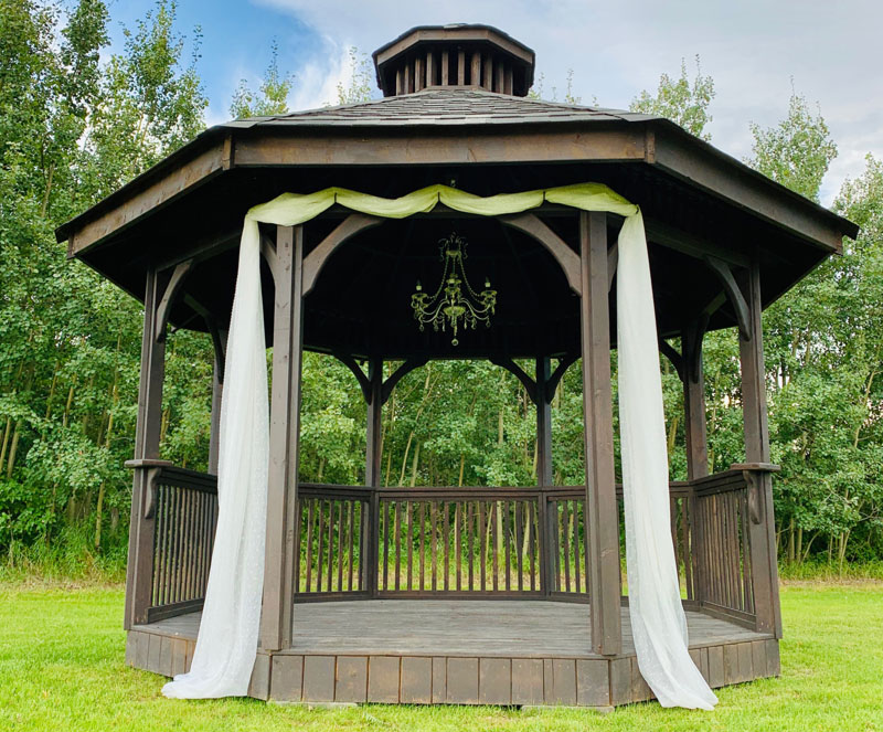 Outdoor Wedding Venue Edmonton